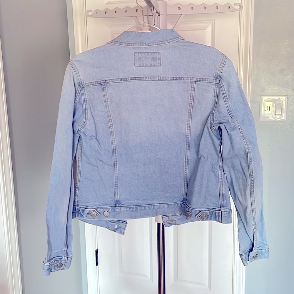Light denim jacket - Picture 2 of 2